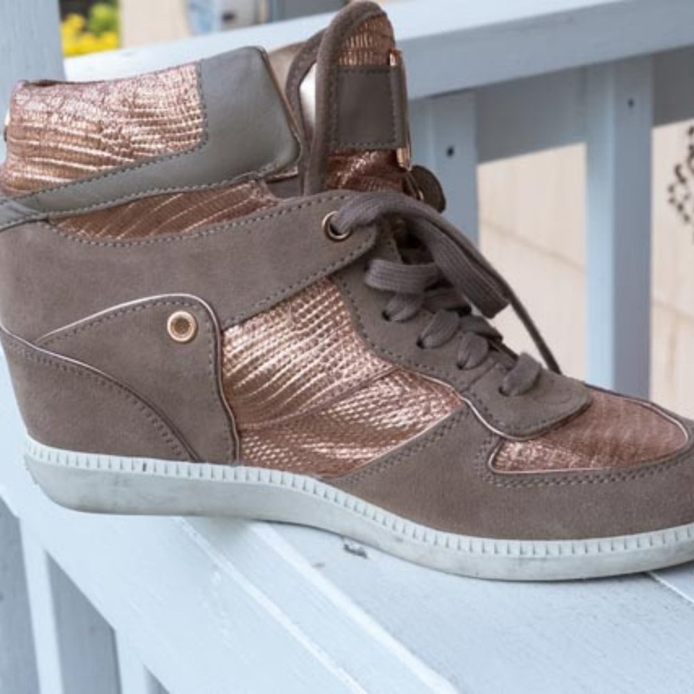 💖 Michael Kors Nikko II - Mettalic Rose Taupe Suede - see description for size! - Picture 16 of 16